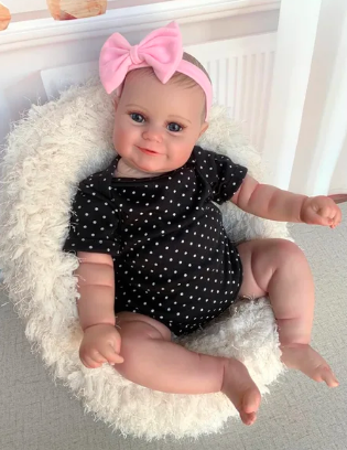 Reborn Baby Doll Maddie smilende jente med synlige årer